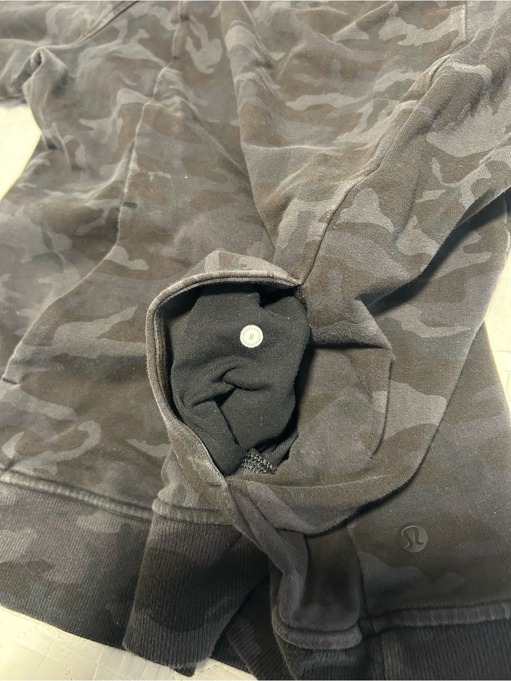 Lululemon Grey Camo Crewneck Sweater - size 8 - Picture 8 of 9